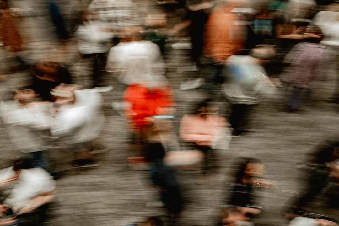 中信证券：上半年净利润137.19亿元 同比增加29.8%
